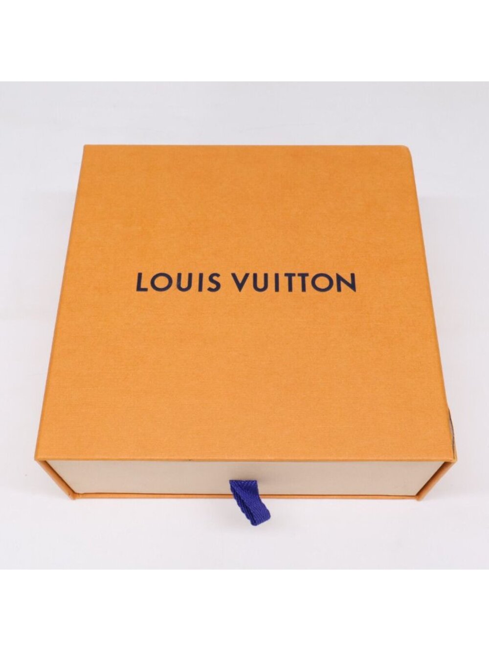 Louis Vuitton Leather Belt - Picture 10 of 10